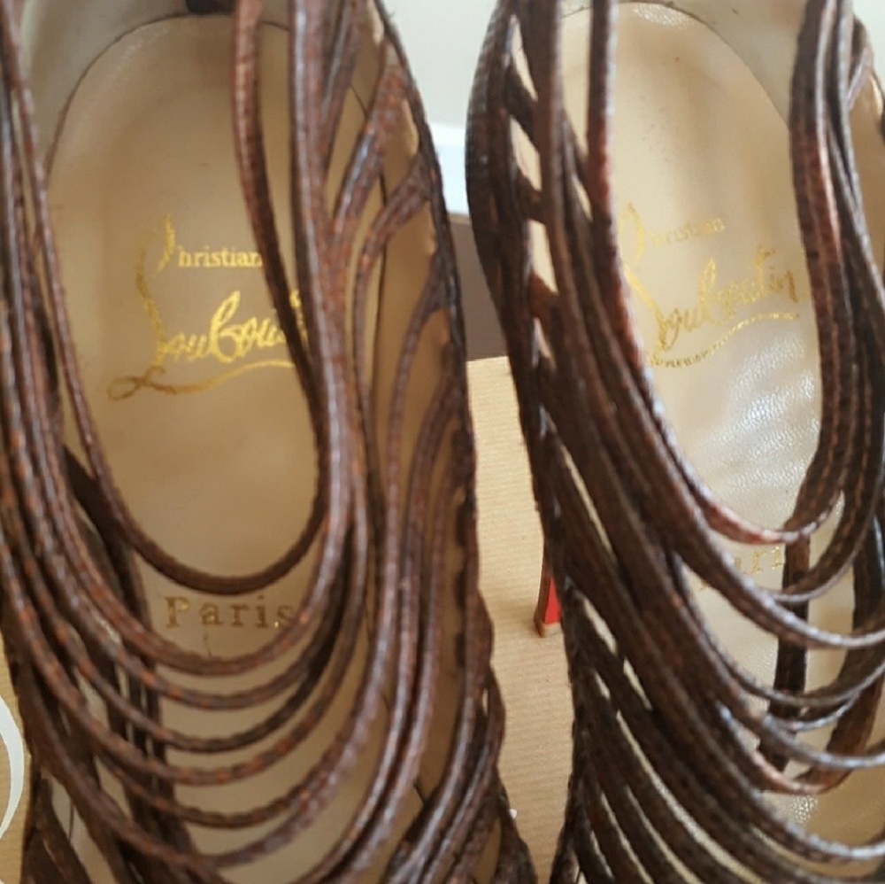 HP🥳Christian Louboutin Zoulou heels - Picture 6 of 8